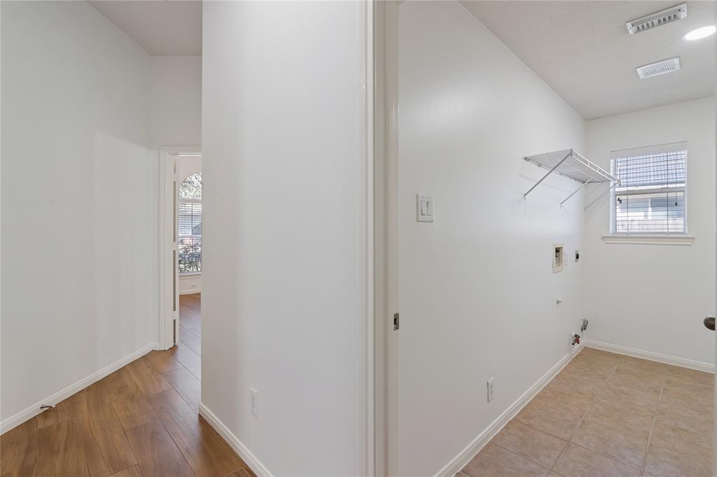 8634 Silver Lure Drive, Humble, Texas image 17