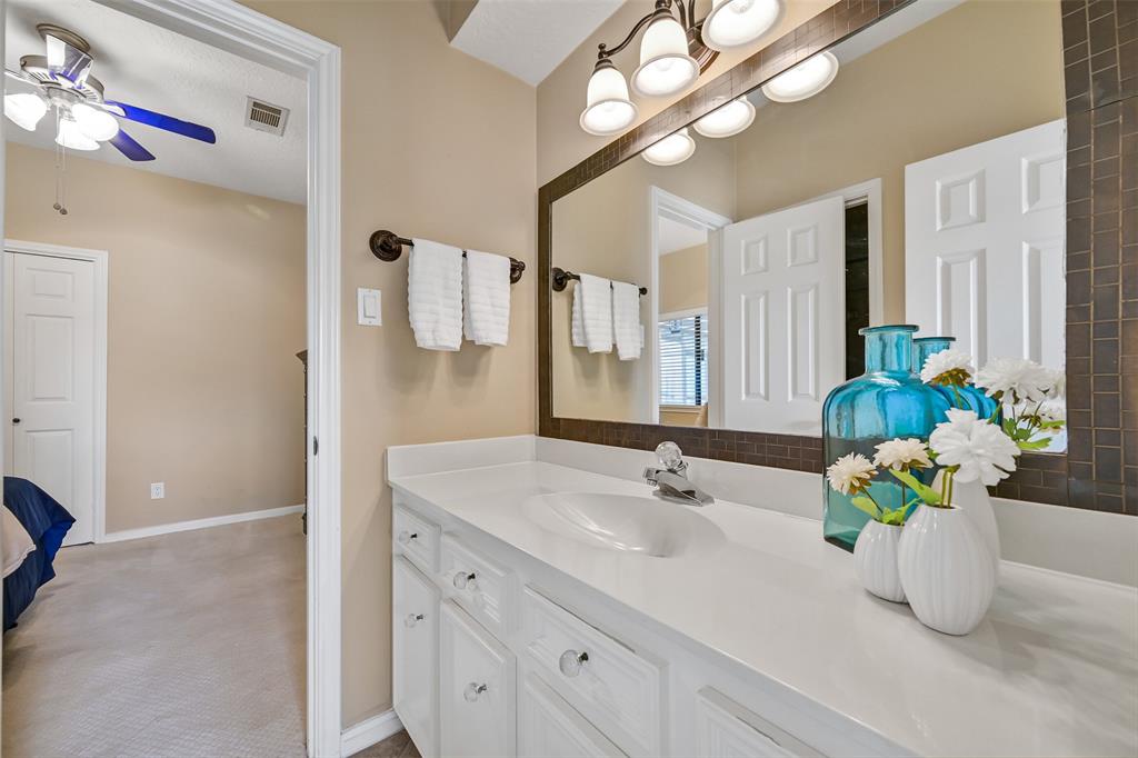 2706 Country Club Drive, Pearland, Texas image 17