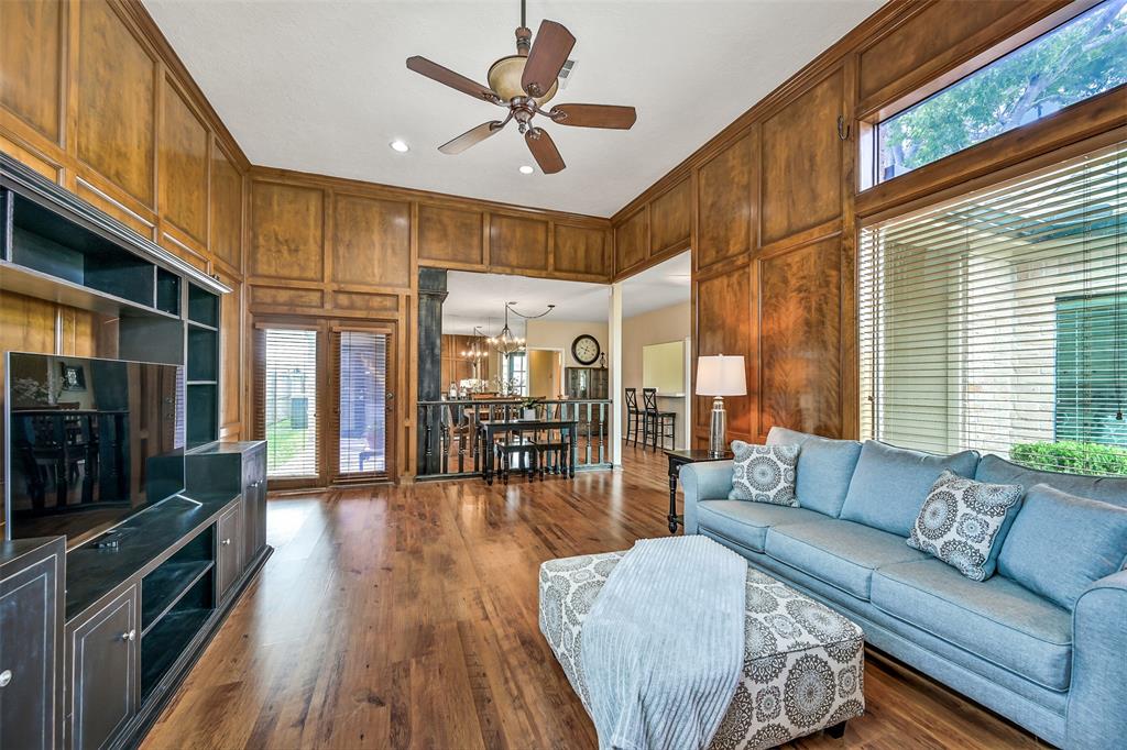 2706 Country Club Drive, Pearland, Texas image 5