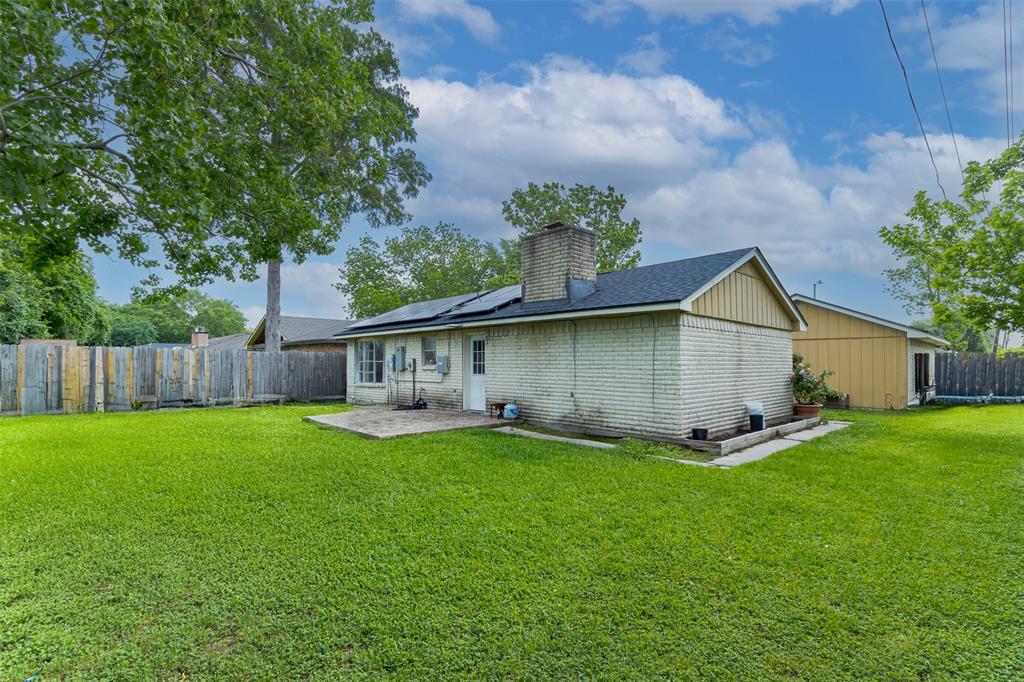 11203 Rousseau Drive, Houston, Texas image 32