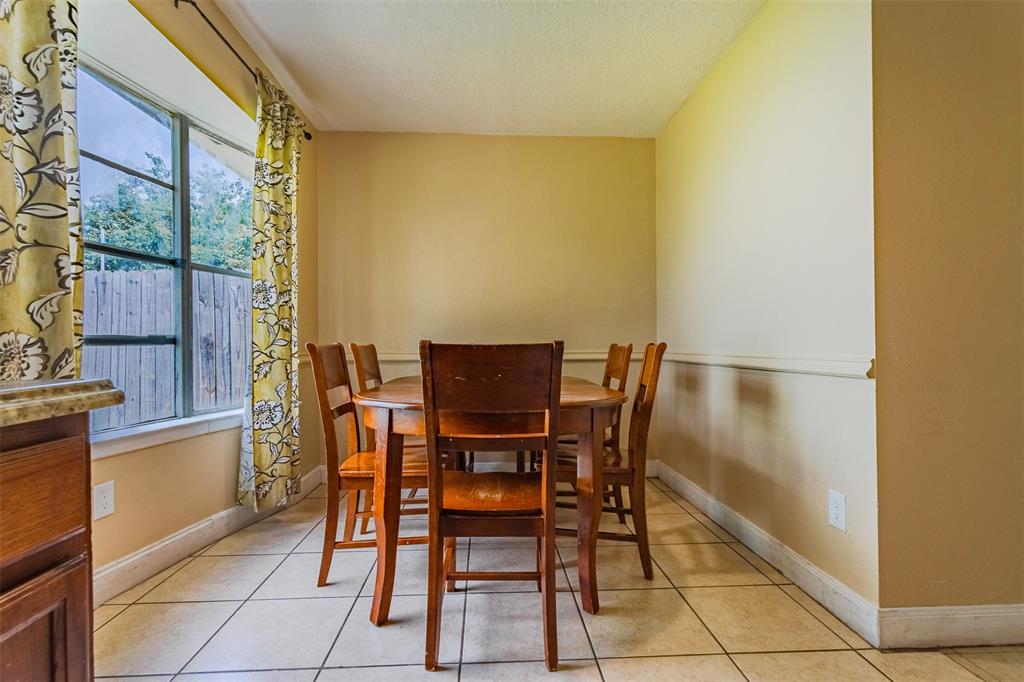 11203 Rousseau Drive, Houston, Texas image 3