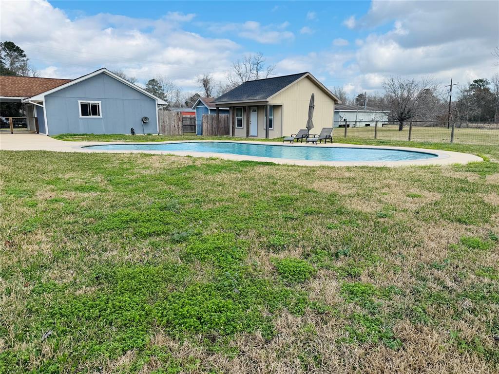 388 County Road 2003, Hardin, Texas image 9