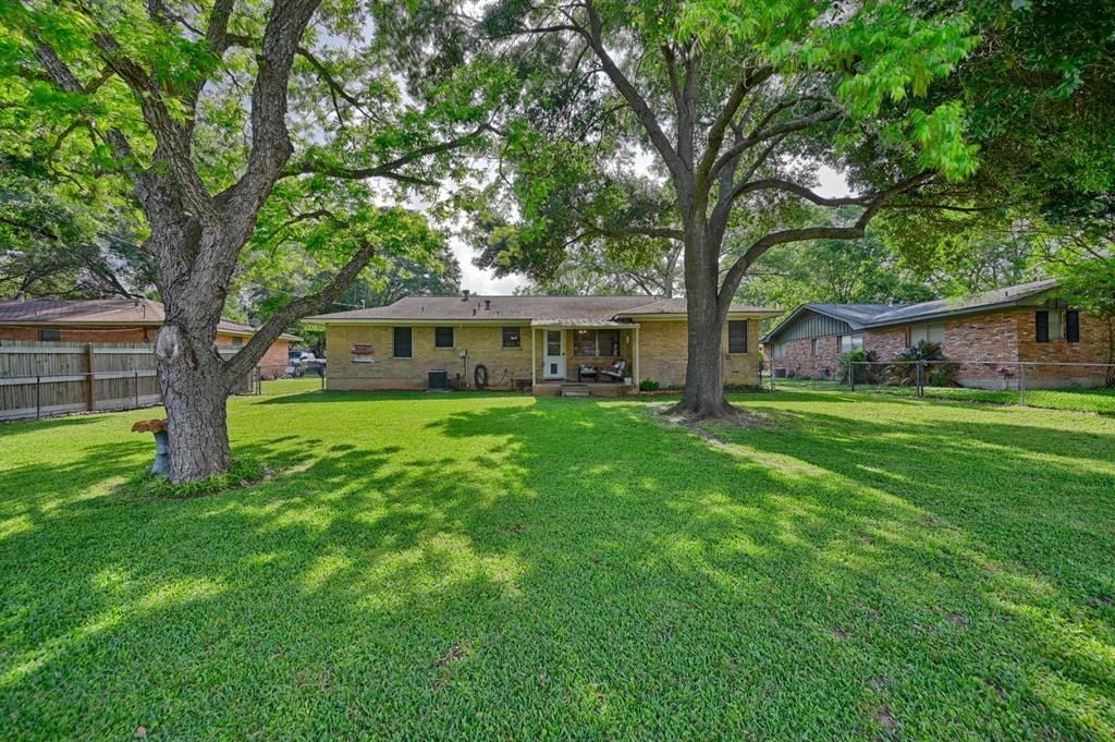 204 Meadow Lane, Brenham, Texas image 24