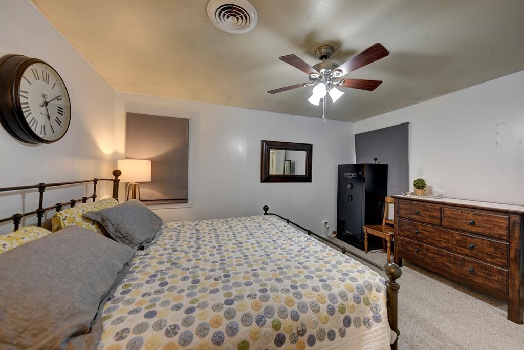 204 Meadow Lane, Brenham, Texas image 14