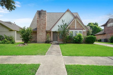 Single Family Residence in Houston TX 13307 Trompilla Lane.jpg