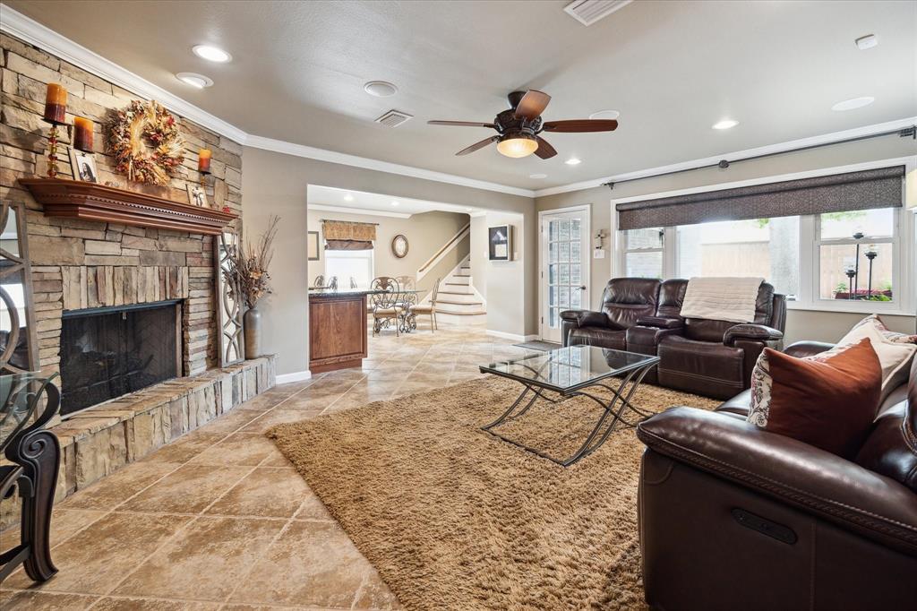Photo 8 of 43 of 4907 Candletree Drive house
