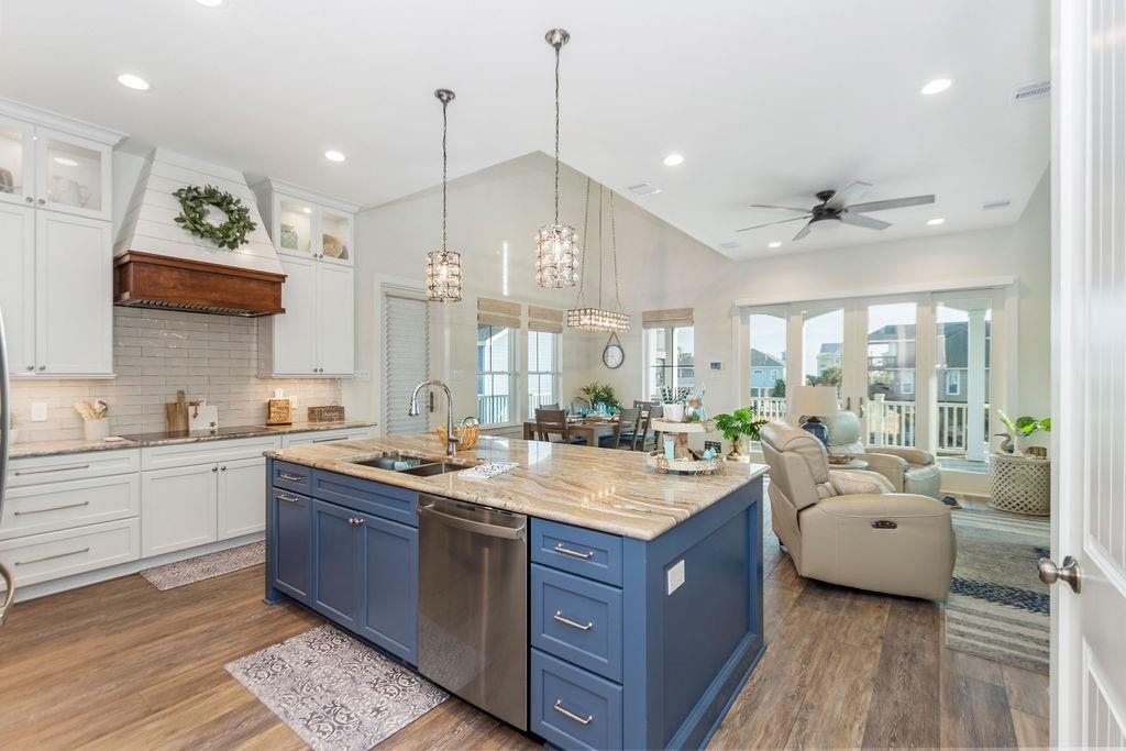4110 Defender Lane, Galveston, Texas image 10