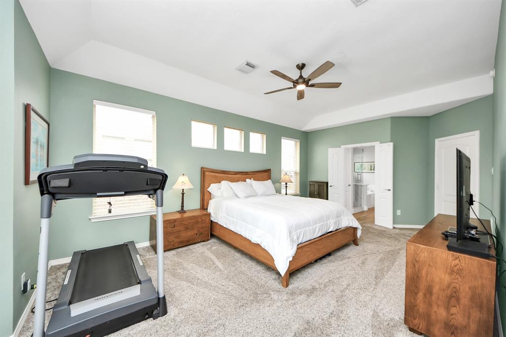 11401 Starlight Bay Street, Pearland, Texas image 17