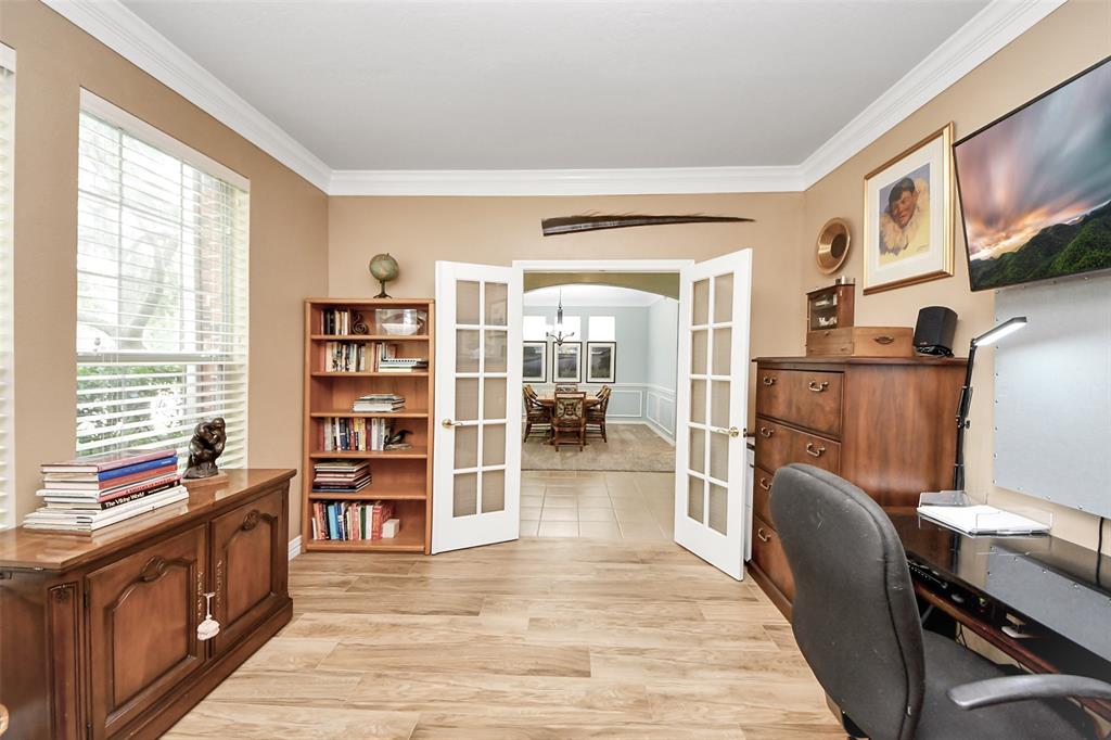 11401 Starlight Bay Street, Pearland, Texas image 9