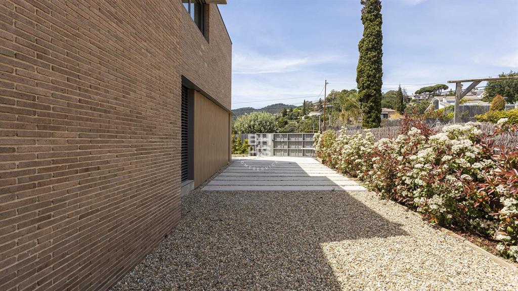 08348, Spain, 4 Bedrooms Bedrooms, ,3 BathroomsBathrooms,Residential,Active,181801