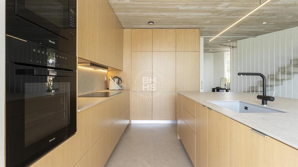 08348, Spain, 4 Bedrooms Bedrooms, ,3 BathroomsBathrooms,Residential,Active,181801