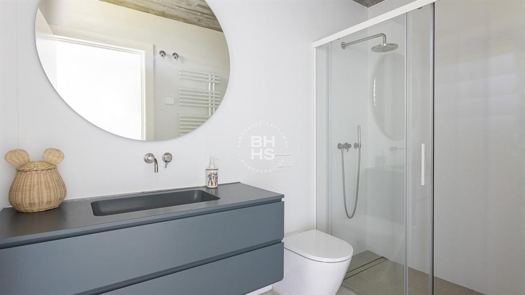 08348, Spain, 4 Bedrooms Bedrooms, ,3 BathroomsBathrooms,Residential,Active,181801