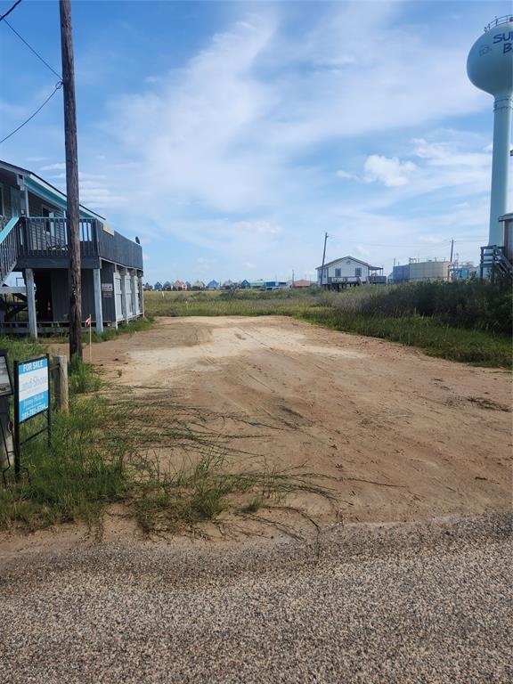 000 Detenbeck Avenue, Surfside Beach, Texas image 2