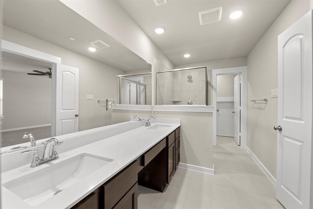 2770 Mariposa Creek Drive, Rosharon, Texas image 13