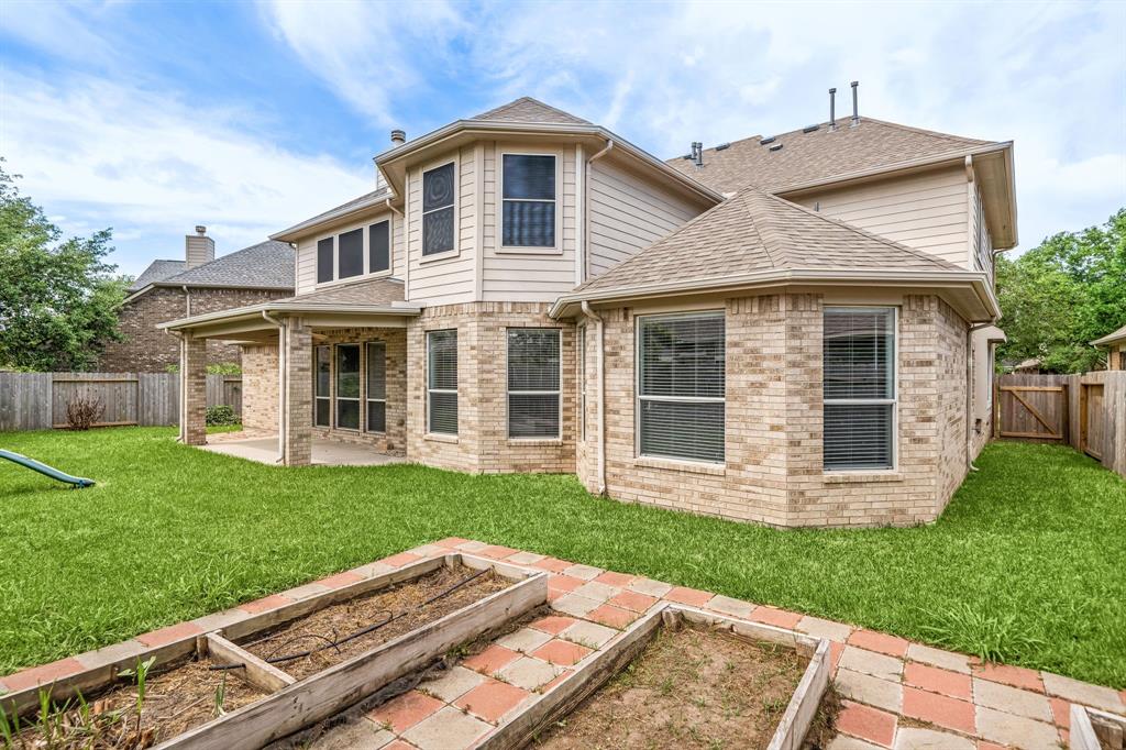 1810 Candle Light Court, Sugar Land, Texas image 39