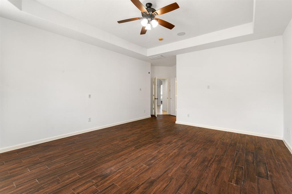 1810 Candle Light Court, Sugar Land, Texas image 19
