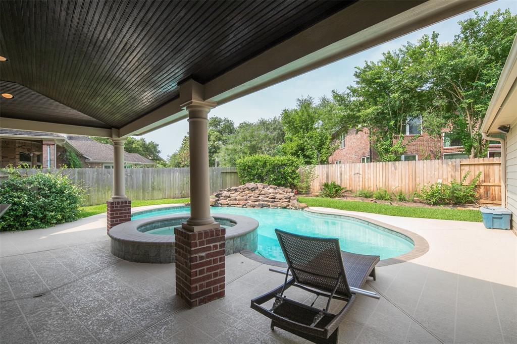 1930 Hollys Way, Sugar Land, Texas image 37