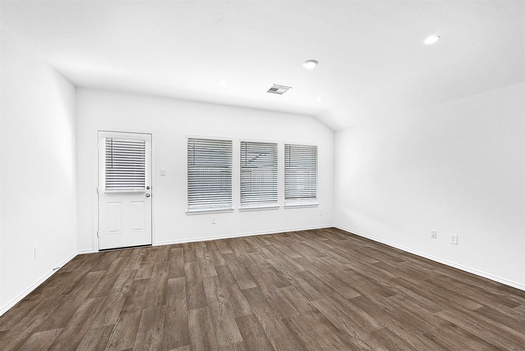 4227 Zeke Estates Lane, Fulshear, Texas image 11
