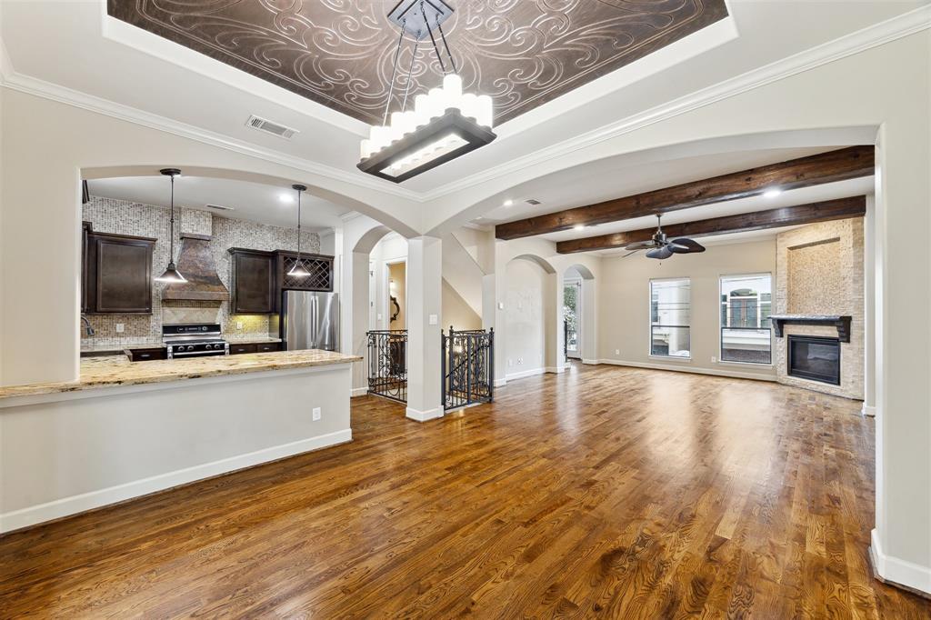 2304 Couch Street, Houston, Texas image 3