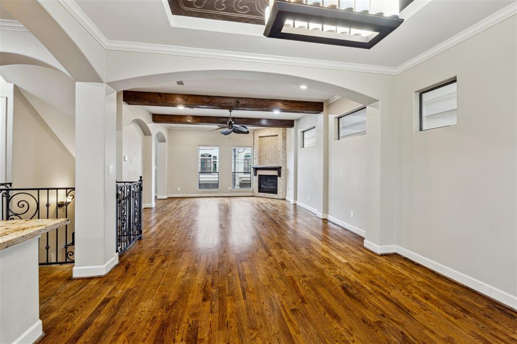 2304 Couch Street, Houston, Texas image 6