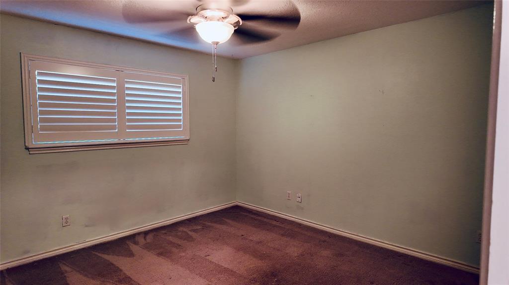 53 S Calla Lily Court, Lake Jackson, Texas image 31