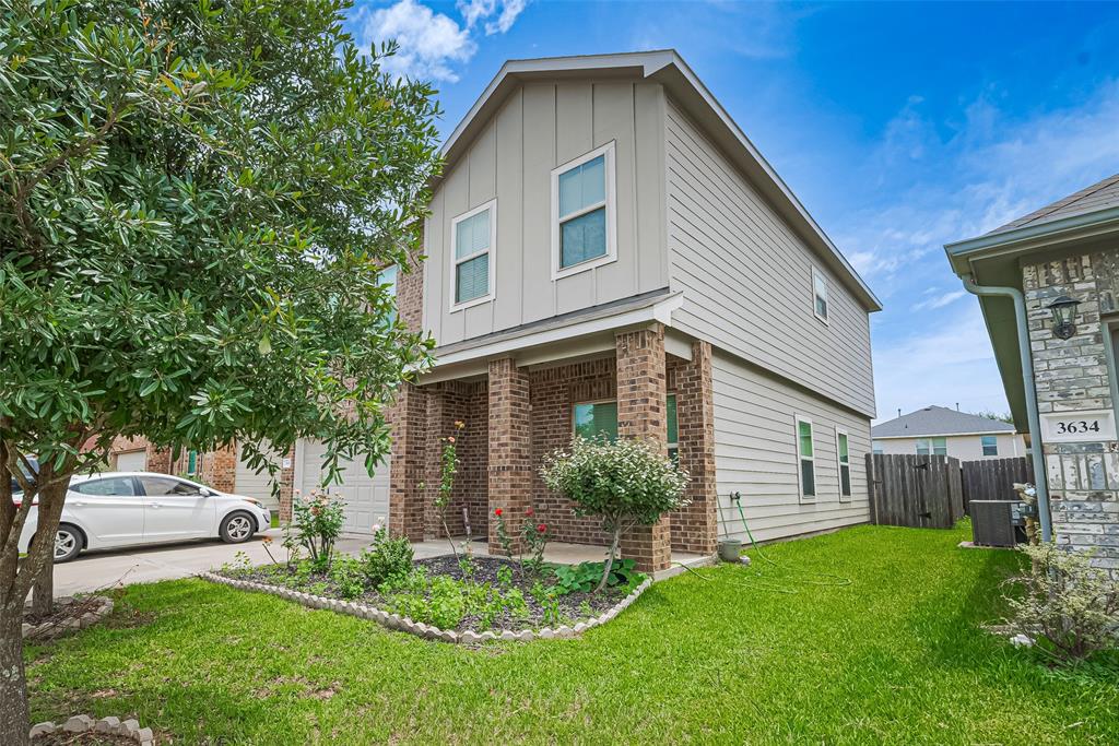 3638 Bright Moon CT