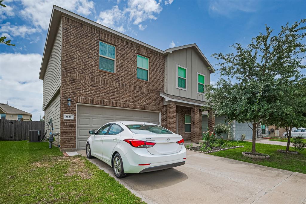 3638 Bright Moon CT