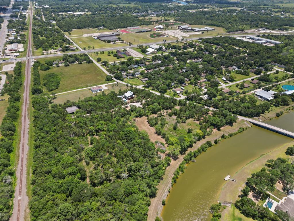 9204 Neville Road, Hitchcock, Texas image 4