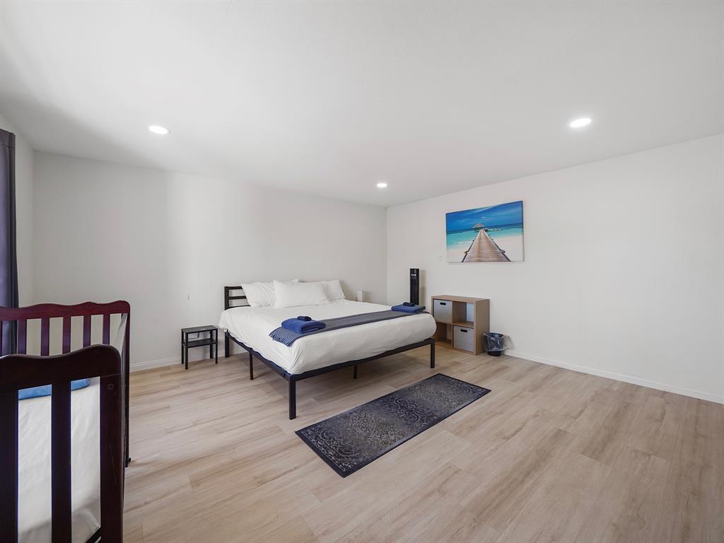 8007 Beluche Drive, Galveston, Texas image 20