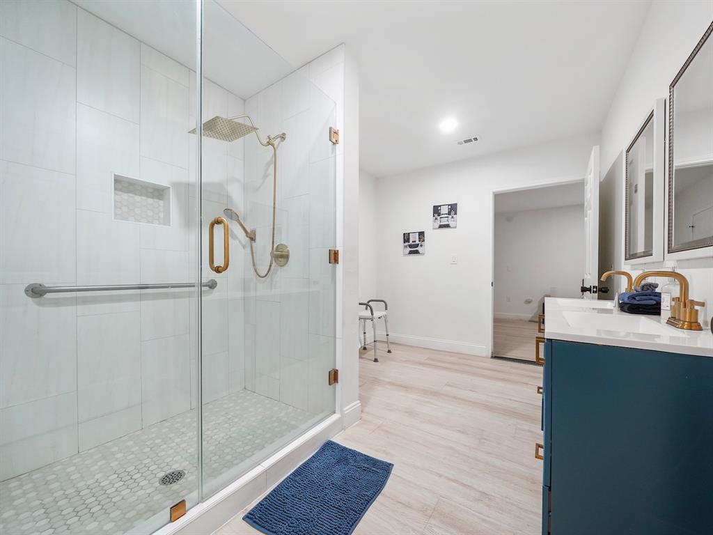 8007 Beluche Drive, Galveston, Texas image 32