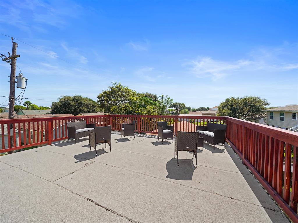 8007 Beluche Drive, Galveston, Texas image 26
