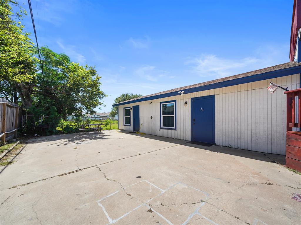 8007 Beluche Drive, Galveston, Texas image 28