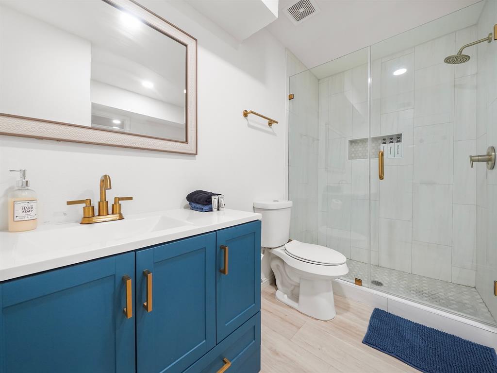 8007 Beluche Drive, Galveston, Texas image 18