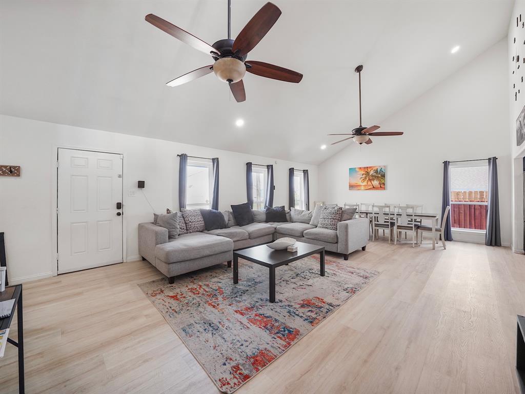 8007 Beluche Drive, Galveston, Texas image 7