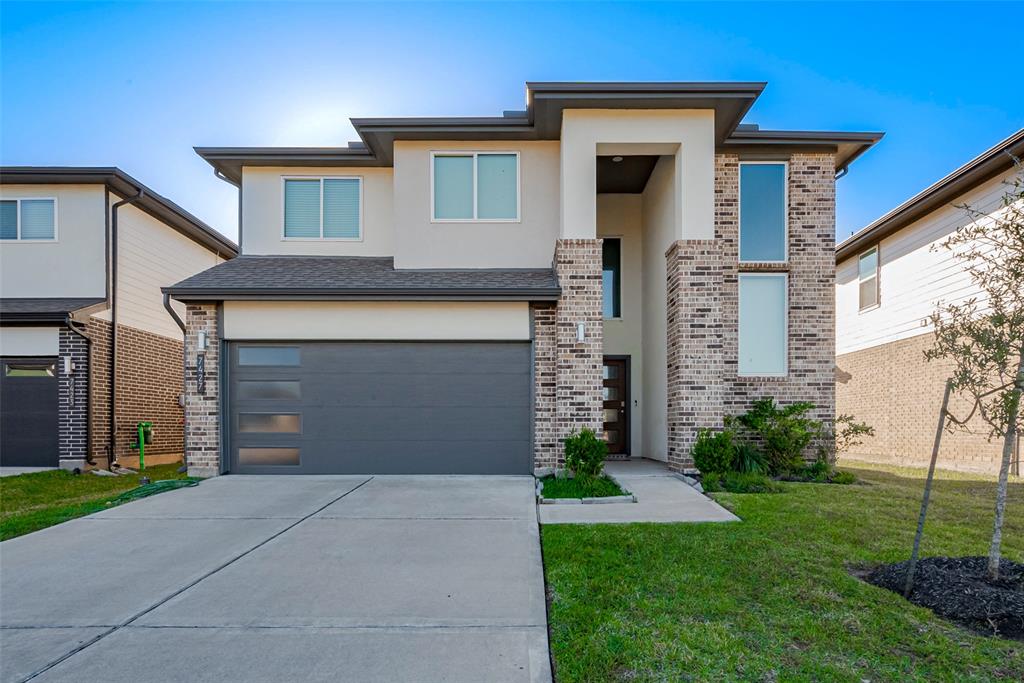 7427 Rainham Valley Lane, Richmond, Texas image 1