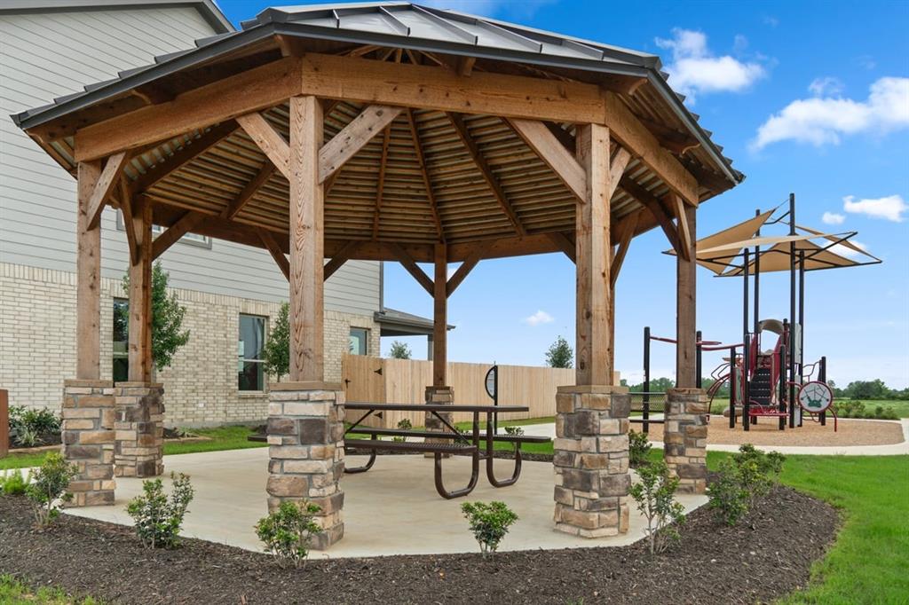 22839 Mahogany Hills Lane, Hockley, Texas image 4