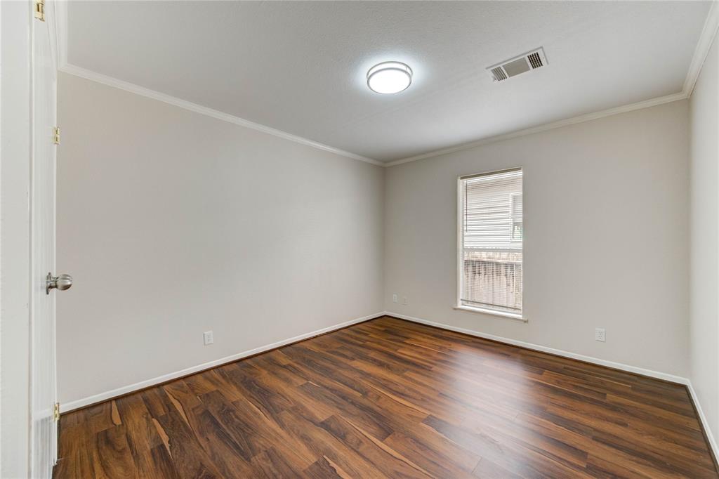 10011 Summerberry Lane, Tomball, Texas image 7