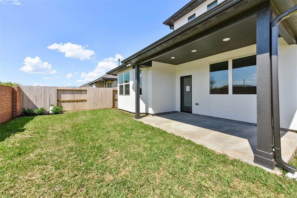 4203 Colony Lane, Missouri City, Texas image 31