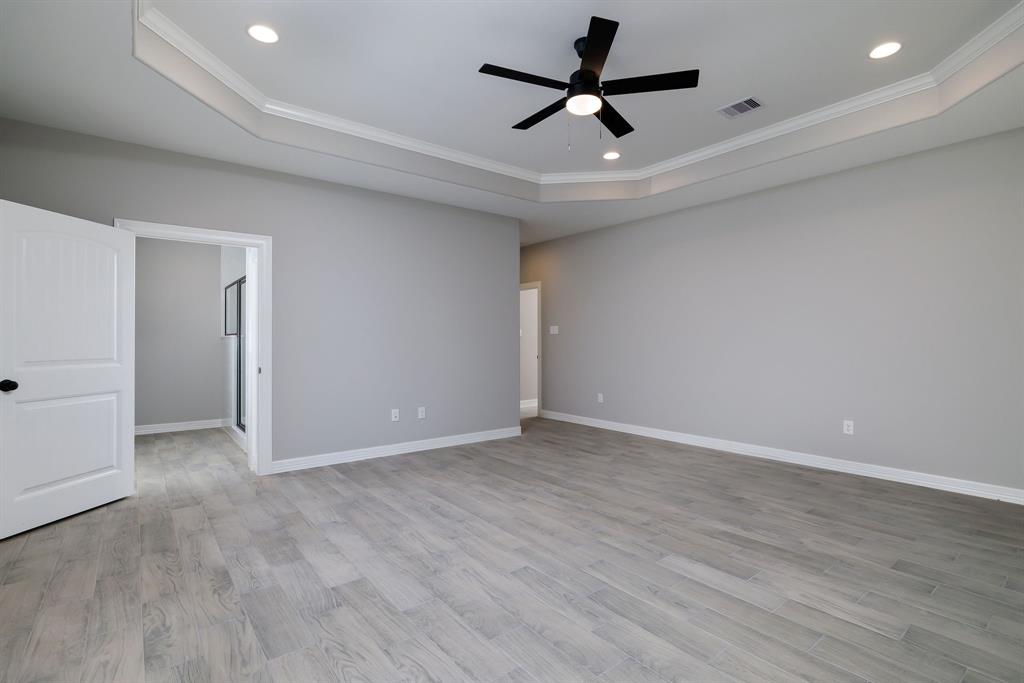 307 Grand View, Huntsville, Texas image 23