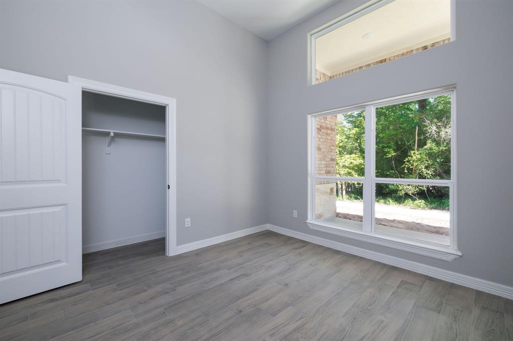 307 Grand View, Huntsville, Texas image 15