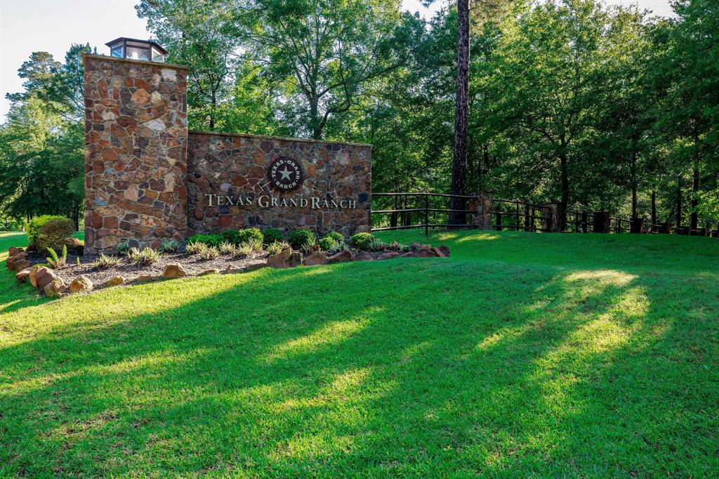 307 Grand View, Huntsville, Texas image 43
