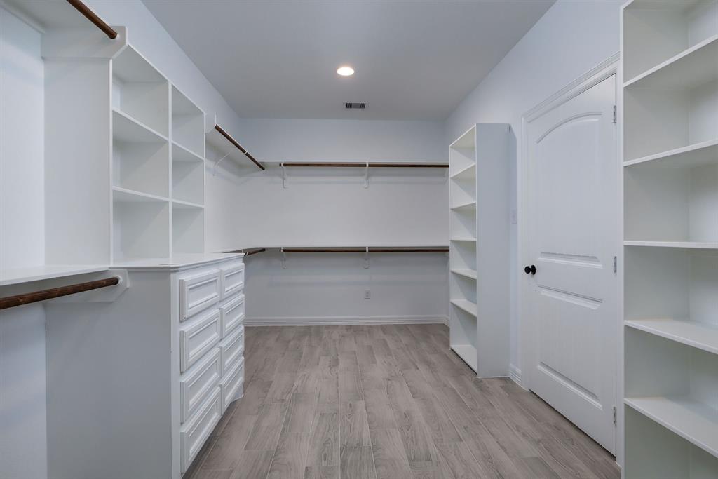 307 Grand View, Huntsville, Texas image 34