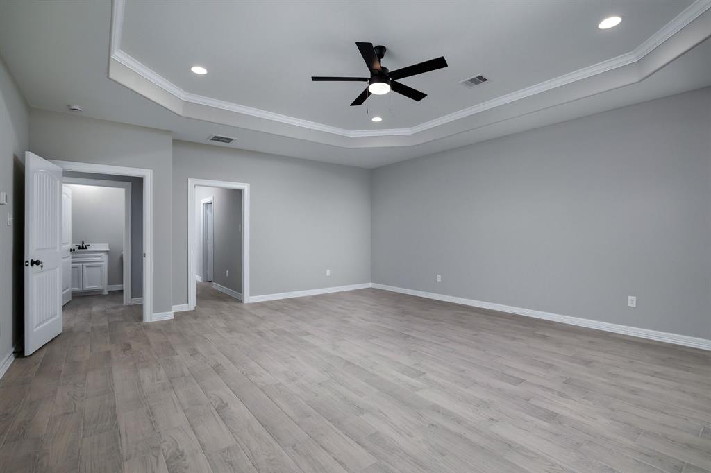 307 Grand View, Huntsville, Texas image 26
