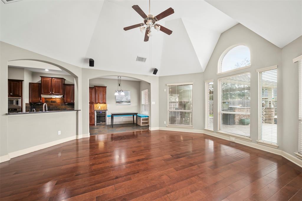 2718 Van Gogh Lane, Missouri City, Texas image 3