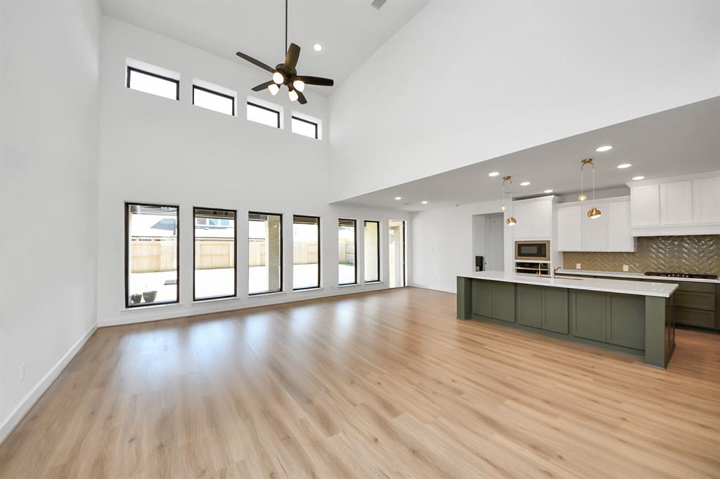 10414 Cloud Shimmer Trace, Richmond, Texas image 4