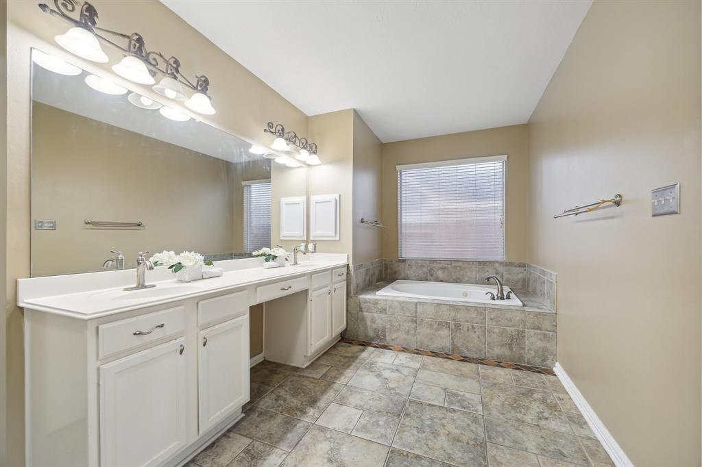 4011 Bellinger Way, Missouri City, Texas image 12