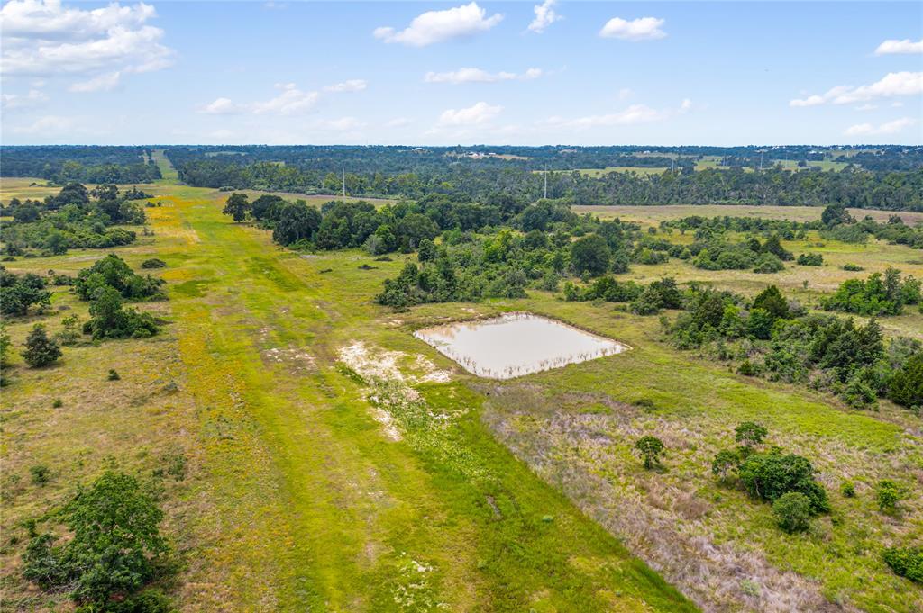 1055 Lisa Mae Road, Bellville, Texas image 17