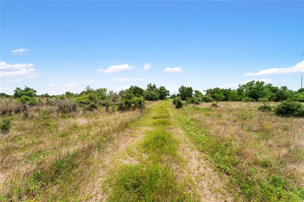 1055 Lisa Mae Road, Bellville, Texas image 22