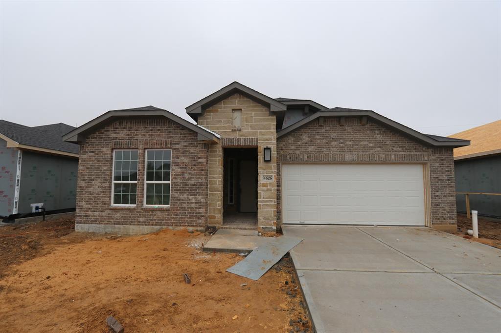 4626 Rustic Grove Lane, Fulshear, Texas image 2