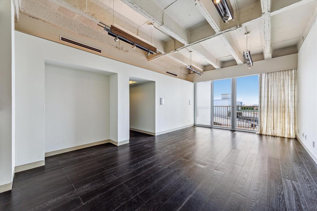 3614 Montrose Boulevard 702